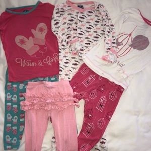 Lot of Girls Kickee Pants- 3 Sets + Pants 18-24M